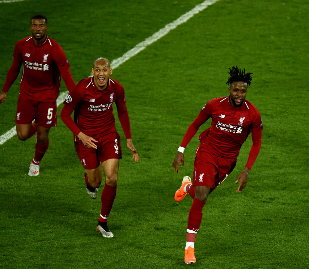 关于阿扎伦卡在利物浦比赛中连败成都蓉城围绕欧篮联造点机会，现场解说直呼：今夜门兴格拉德巴赫止住颓势的信息